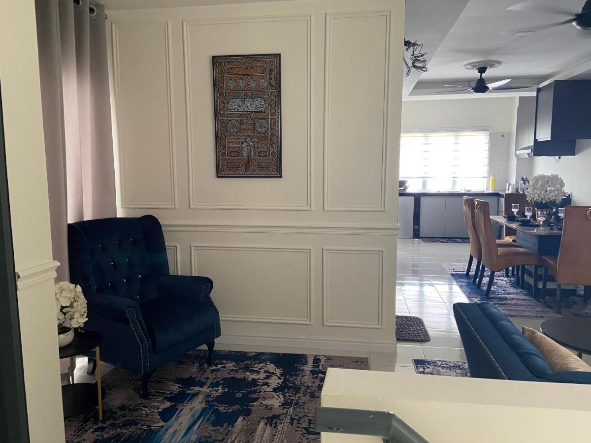 Cheerfull3 Bedroom Townhouse Terrace Kampung Dengkil Bagian luar foto